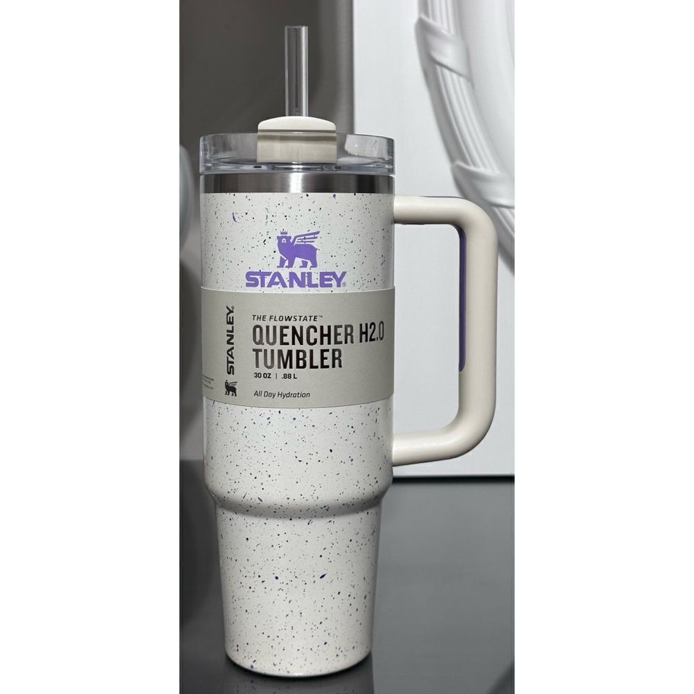 Stanley Quencher H2.0 FlowState Tumbler 30oz, CREAM SPECKLE